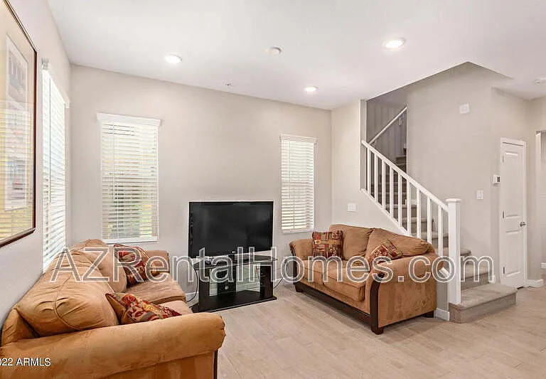 155 N Lakeview Blvd #136 — Photo 5