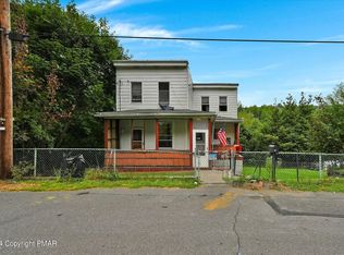 24 Eliot St, Shenandoah, PA 17976
