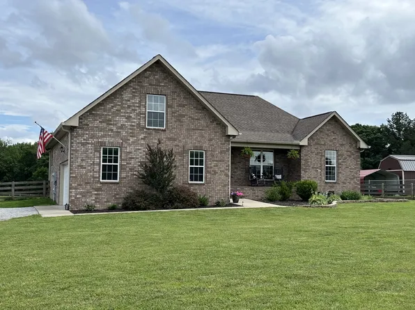 8960 New Chapel Rd, Springfield, TN 37172