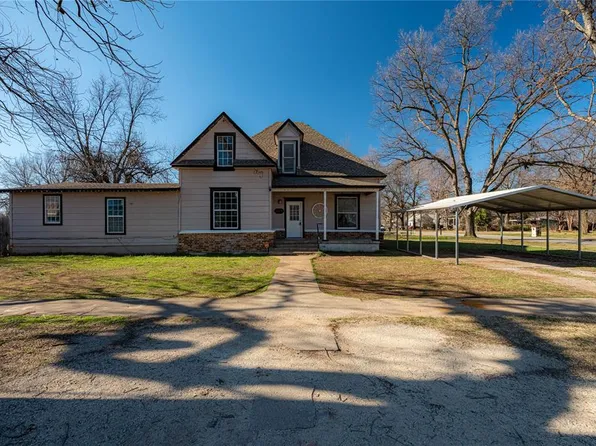 319 E Bradley Ave, Pauls Valley, OK 73075