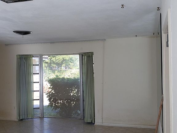 4th image of 6954 SW 151st St