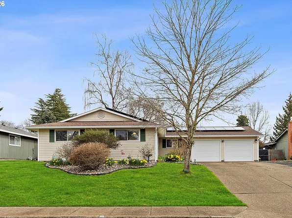 1704 N Meridian St, Newberg, OR 97132