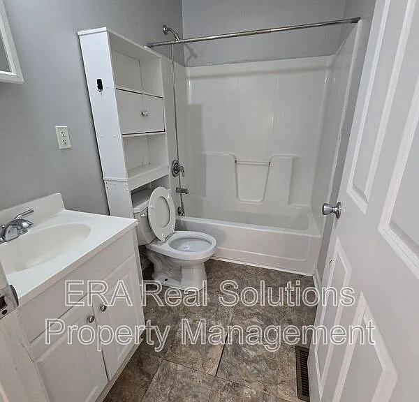 152 Willow St #5 — Photo 3