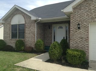 5692 Cottonwood Dr, Huber Heights, OH 45424