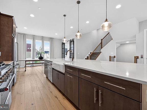 3rd image of 9756 Windflower Way