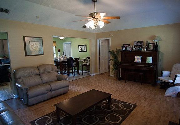 4th image of 6313 Woodside Dr S