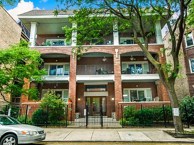 4430 N Clifton Ave, Chicago, IL, 60640