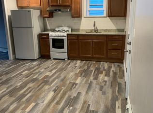 35-37 John St, Cumberland, RI 02864