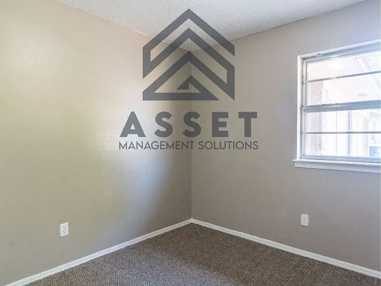 304 W Campbell Dr — Photo 19