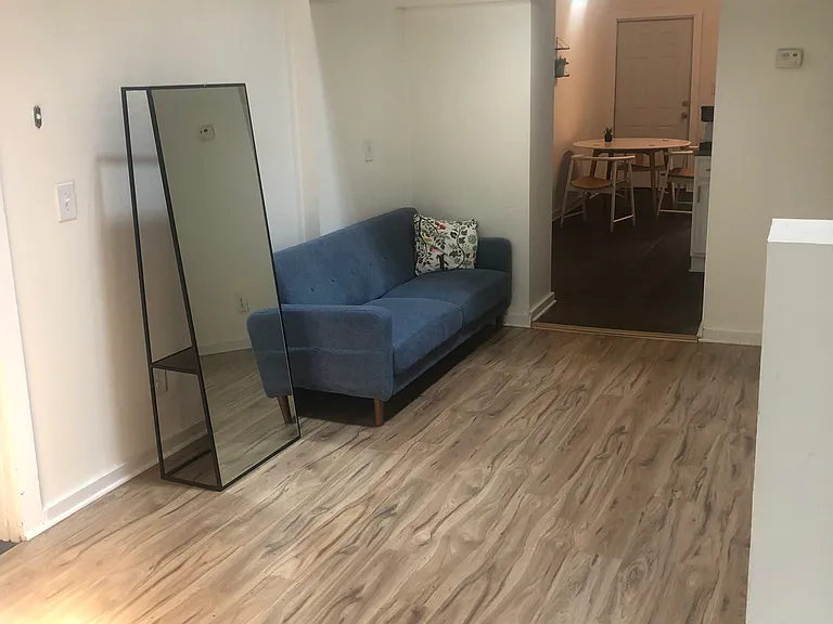 2643 N Mildred Ave #2 — Photo 6