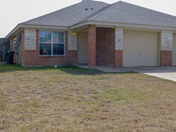 3rd image of 1408 Cinch Dr APT B