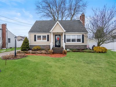 36 Lakewood Avenue, Ronkonkoma, NY, 11779