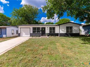 215 Pilgrim Dr, San Antonio, TX 78213