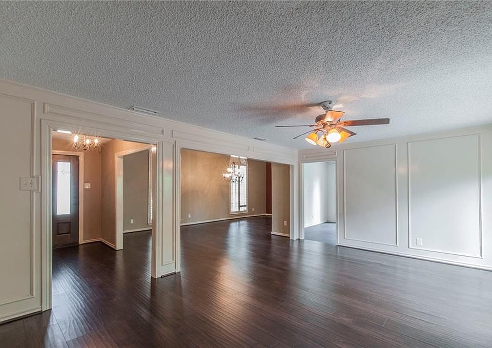 1st image of 1431 Lincoln Pl