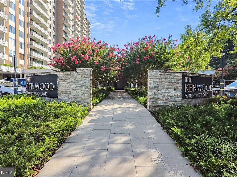 5101 River Rd #1702 — Photo 1