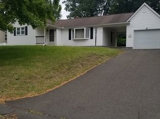 18 Pine Hill Rd, South Hadley, MA 01075