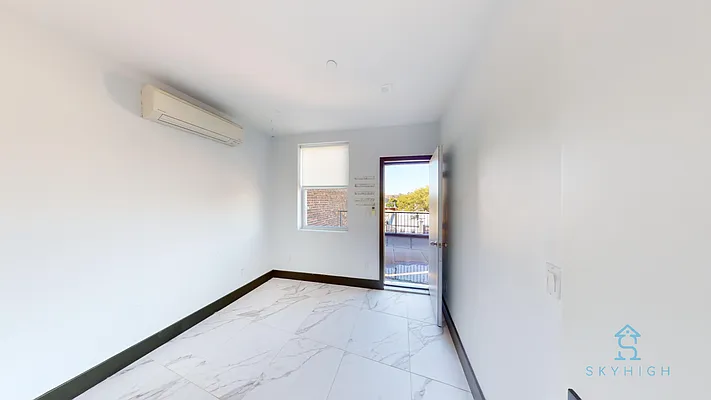 Rented by Skyhigh Realty NYC LLC | media 6