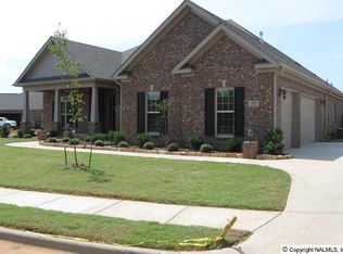 83 Nutcracker Ln, Huntsville, AL 35824