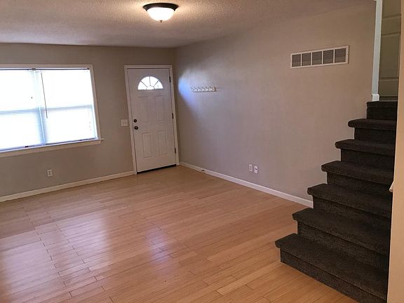 Bamboo wood floors throughout