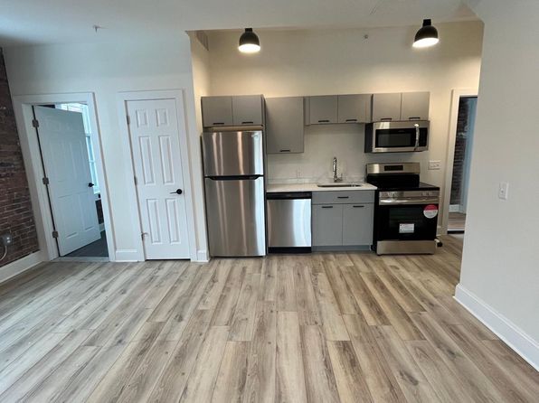 204 High St #6