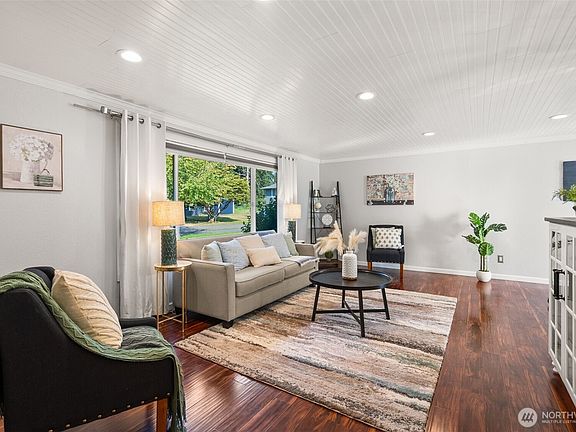5th image of 5444 Anton Court SE
