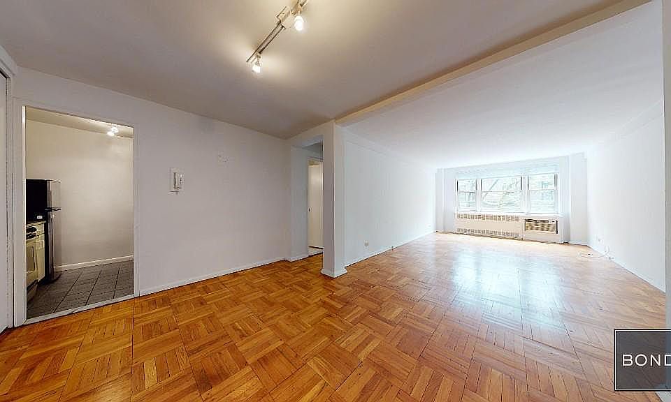 1st image of 334 E 86th St #4E