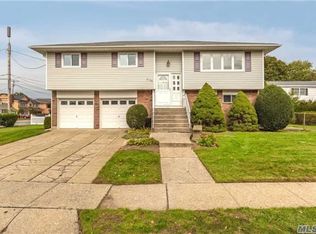 3799 Saries Ct, Seaford, NY 11783