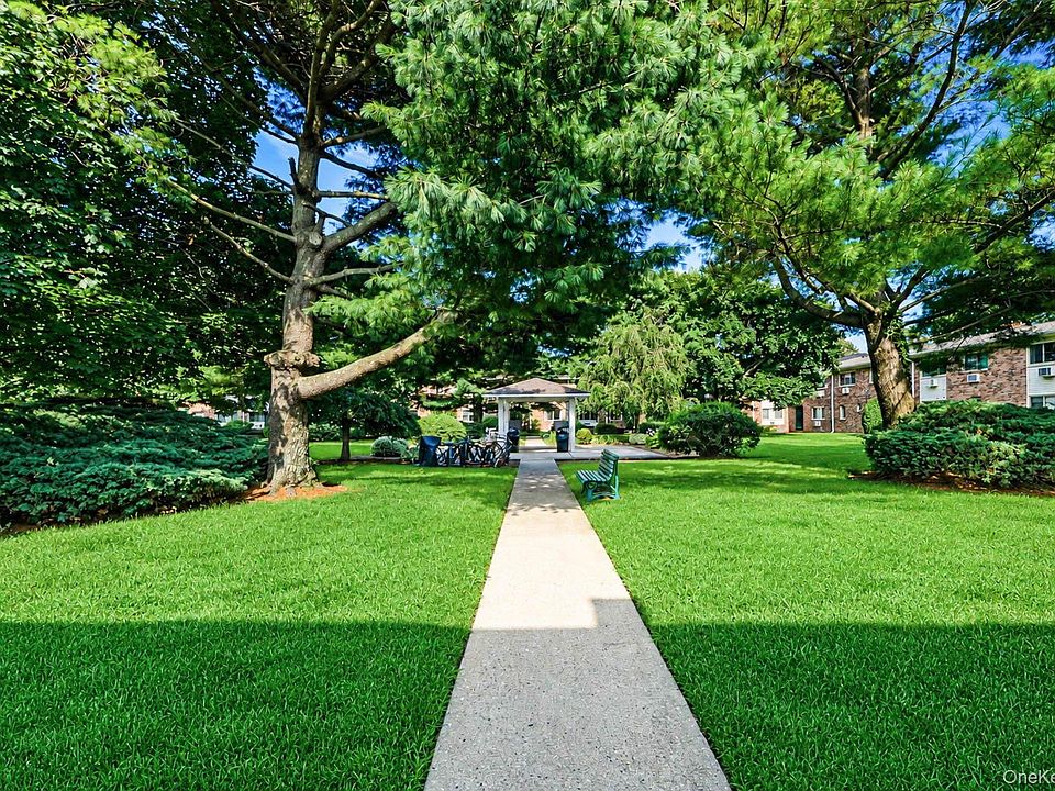 1st image of 2449F Union Boulevard #9B