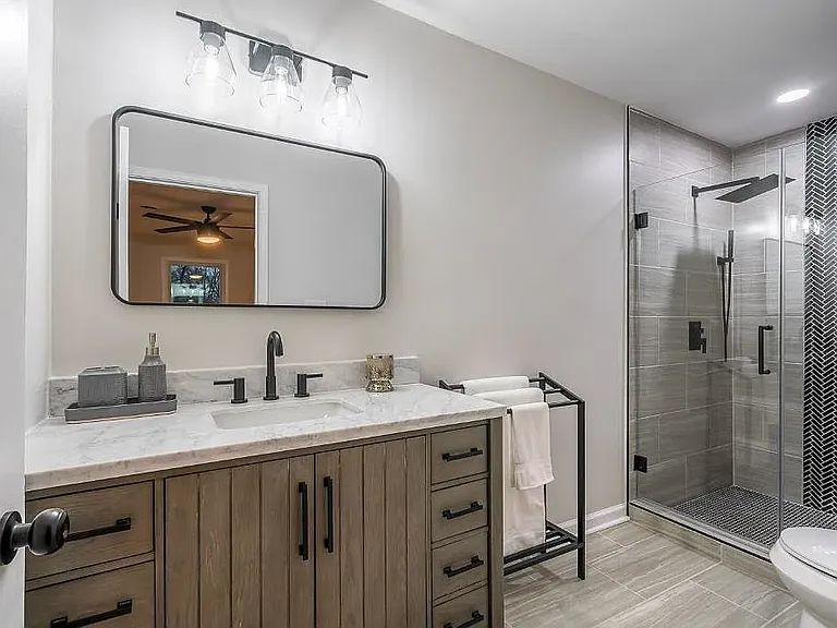 4888 Verne Rd — Photo 10