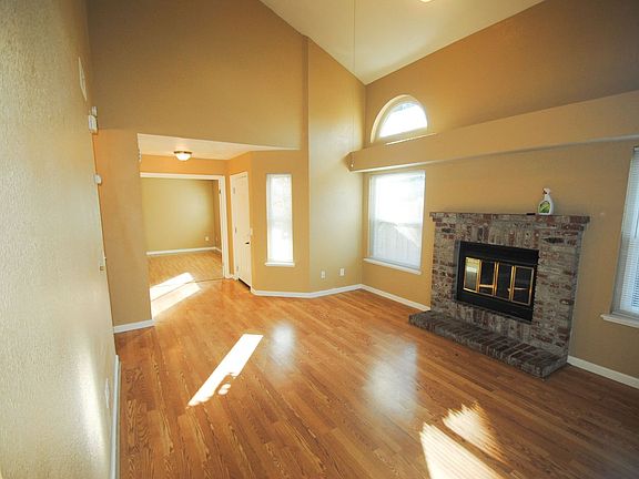 2nd image of 5141 Thomasino Way