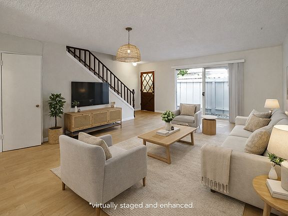 3rd image of 1518 Berkeley St Unit 3