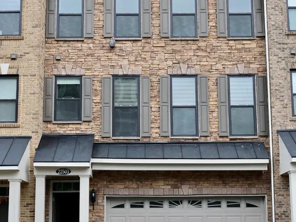22503 Windsor Locks Sq, Ashburn, VA 20148
