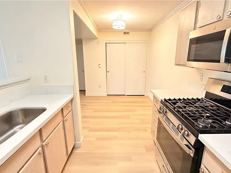 7885 W Flamingo Rd #1131 — Photo 19