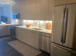 901 W Adams St #605, Chicago, IL 60607