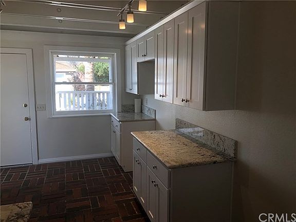 4th image of 403 E Heald Ave