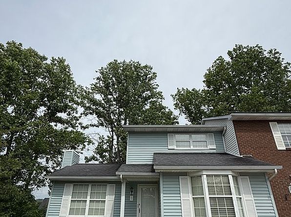 1 Carriage Way