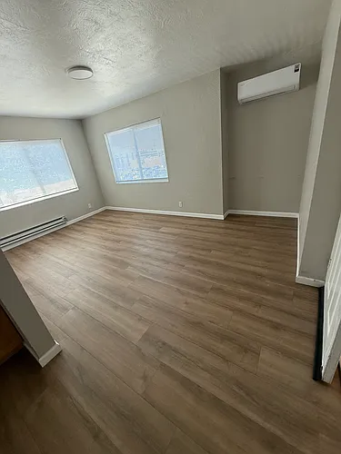 530 N San Joaquin St #10 Photo 1
