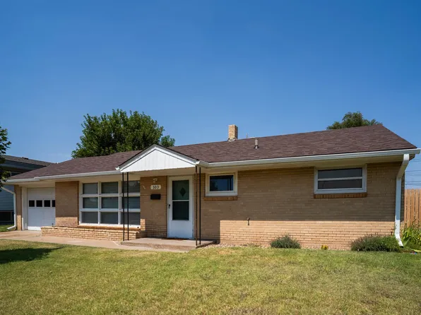 303 E 25th St, Hays, KS 67601