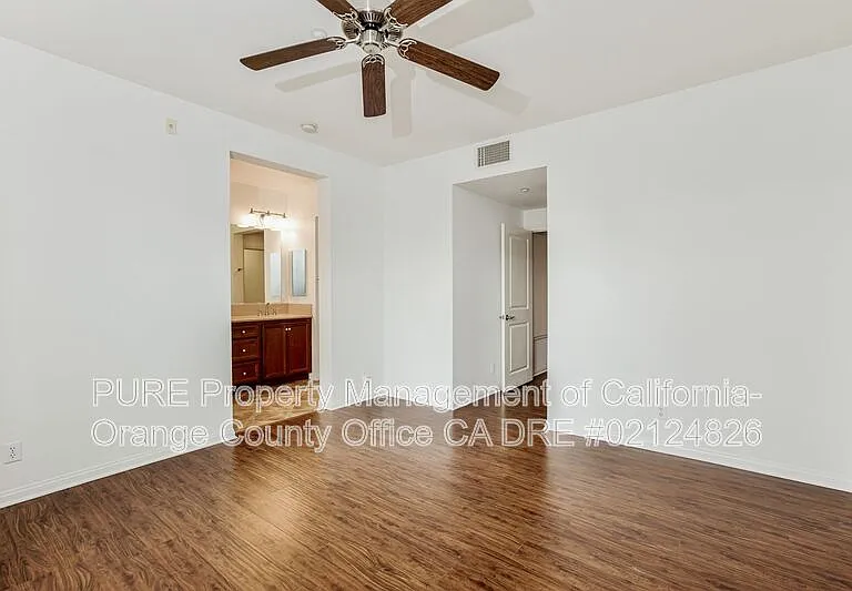 6 Midtown Dr — Photo 11
