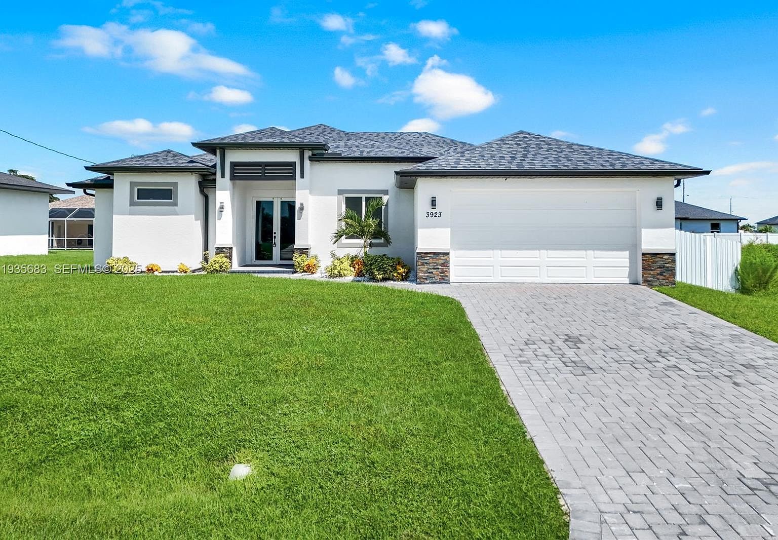 3923 NW 38th St, Cape Coral, FL 33993 | MLS #A11935683 | Zillow, image size:1536x1066