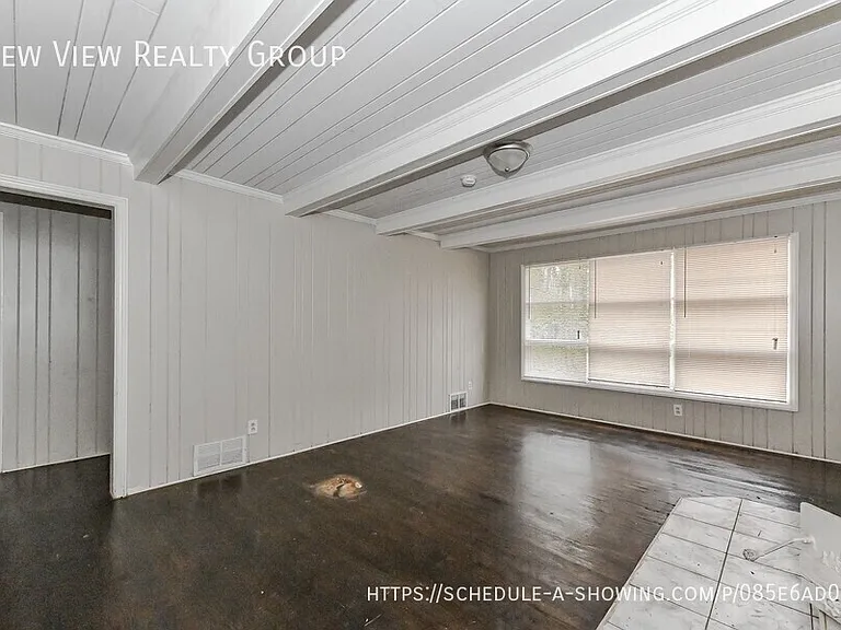 217 Bennett St — Photo 36