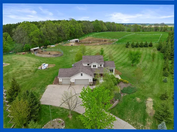 5570 Deer Wood LANE, Campbellsport, WI 53010