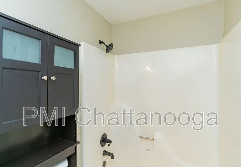 37 Anderson Rd — Photo 10