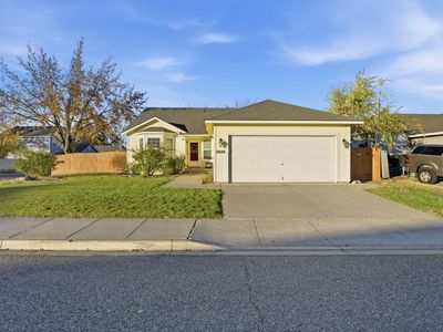 3826 W Grand Ronde Ave, Kennewick, WA, 99336