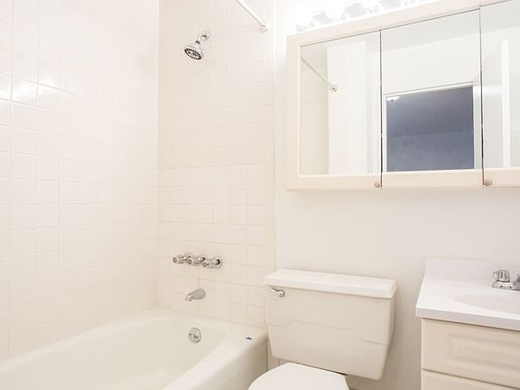 5th image of 344 E 63rd St #7DD