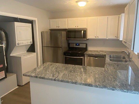 4th image of 511 Boyett St APT 1