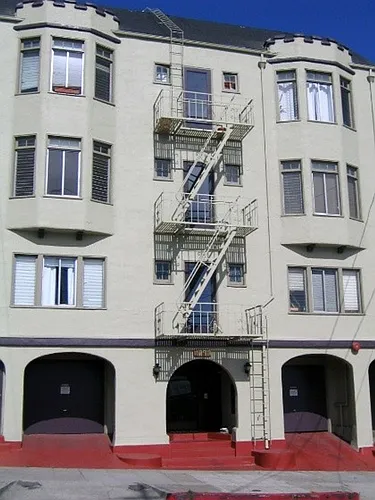 1757 Oxford St Photo 1