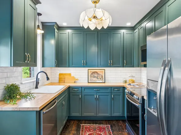 1247 Sunnymeade Dr, Nashville, TN 37216