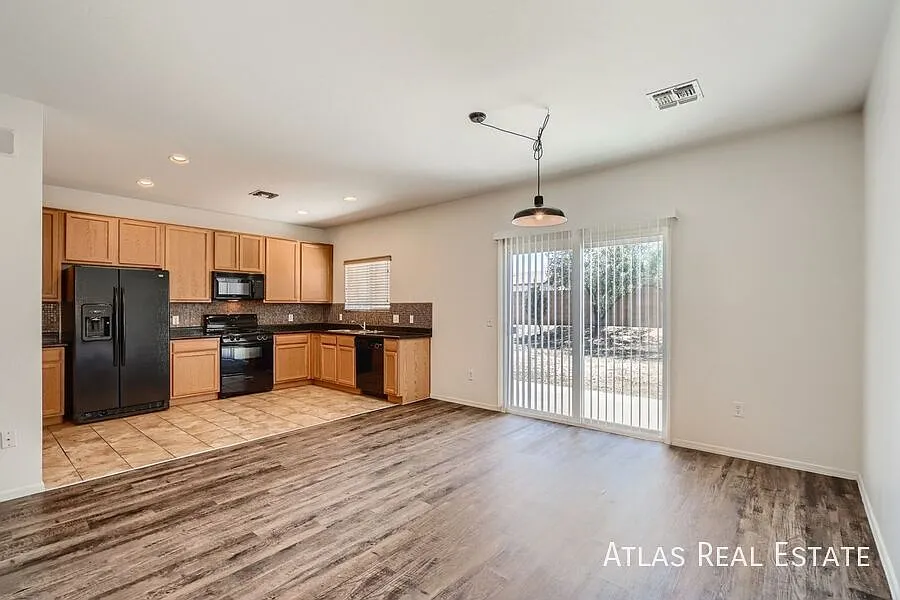4 Bedroom Southwest Home near Casino Del Sol — Photo 4