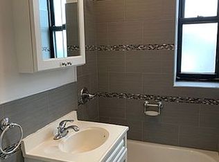 43-14 28th Ave #20, Astoria, NY 11103